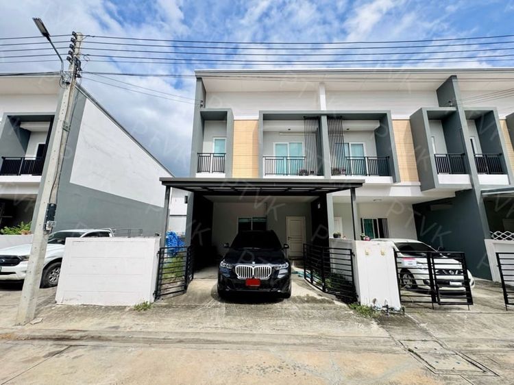 หมู่บ้าน แกรนด์วิลล์ ปทุมธานี-สายใน บ้านใหม่หลังมุม ใกล้โรบินสันศรีสมาน🏡 