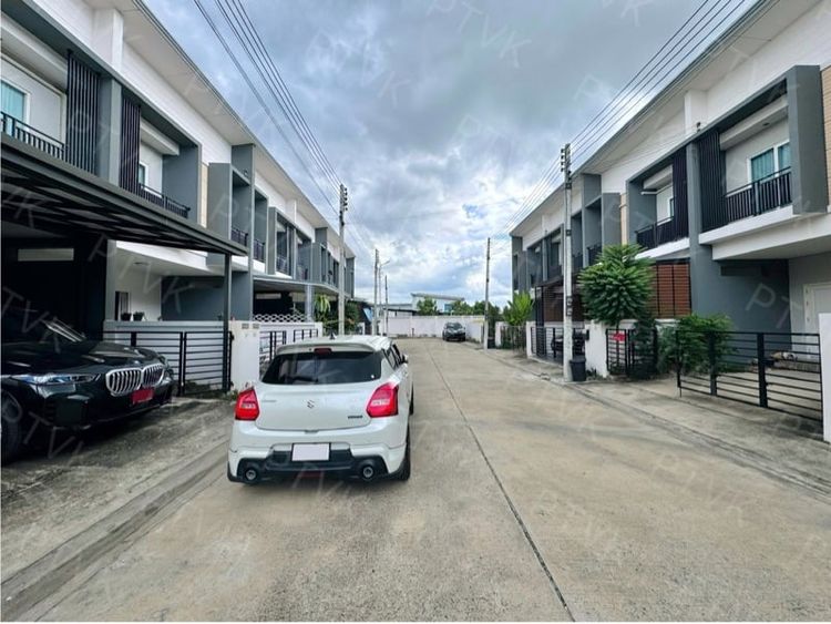 หมู่บ้าน แกรนด์วิลล์ ปทุมธานี-สายใน บ้านใหม่หลังมุม ใกล้โรบินสันศรีสมาน🏡 รูปที่ 3