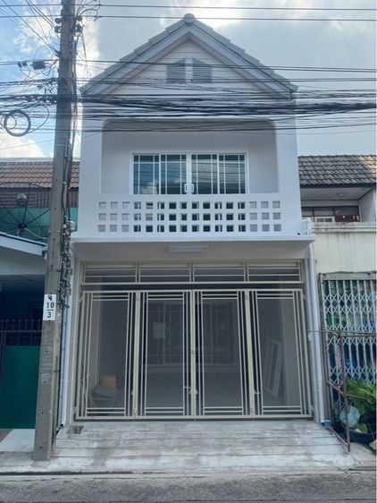 ทาวน์เฮาส์รีโนเวทใหม่ เกษตร-นวมินทร์