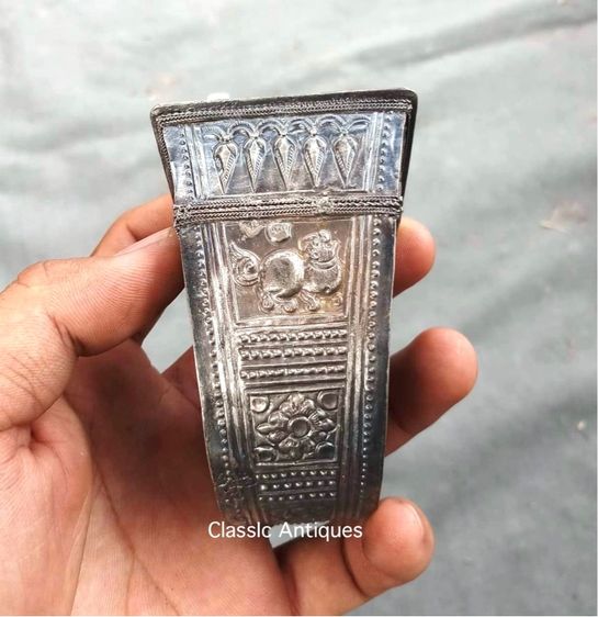 ซองพลูเงิน ทรงงอน เงินแท้ เก่าโบราณสะสม รูปที่ 2