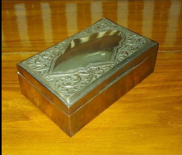 179กล่องทองเหลือง, กล่องทองเหลืองโบราณ รูปที่ 2