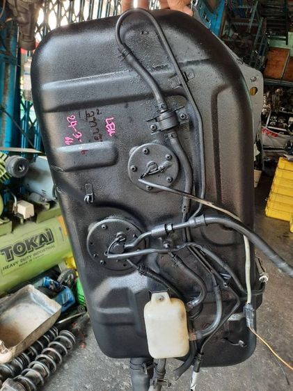 Toyota Altis 04 ถังน้ำมัน พร้อมติ๊กน้ำมันครบชุด รูปที่ 4