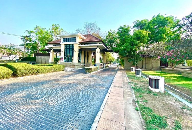 อื่นๆ ตกแต่งครบ สร้างเสร็จก่อน 2010 The Boulevard Sriracha Village Detached house for rent near J-Park Assumption College, Sriracha-Nong Yai Bu Fully Furnished รูปที่ 3