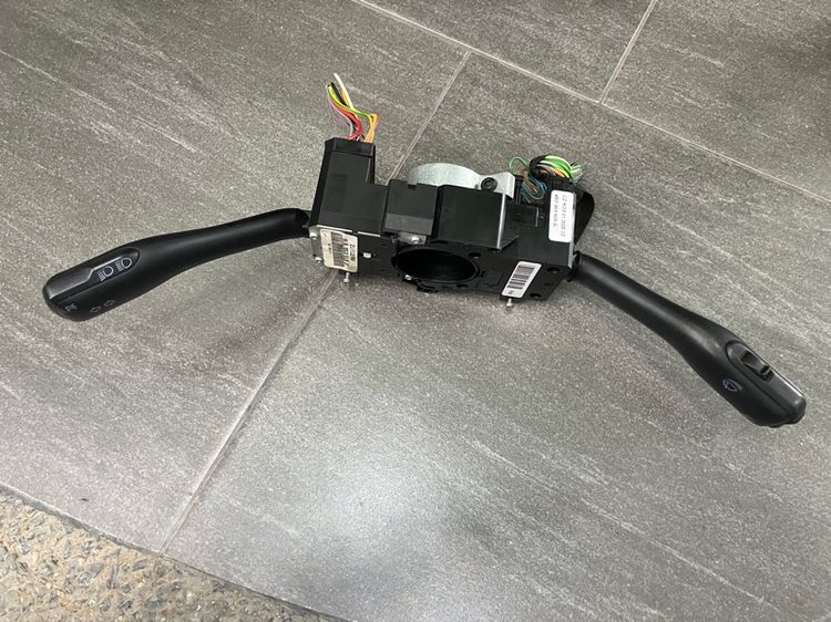 Audi A6 C5 โช๊คฝากระโปรงหน้า ฝาดุมล้อ ก้านยกเลี้ยว ก้านปัดน้ำฝน สไปรอน พวงมาลัย A3 A4 B5 A6 TT MK1 รูปที่ 9