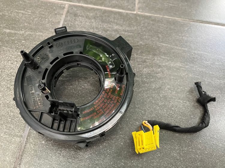 Volk golf MK4 ก้านปัดน้ำฝน ก้านยกเลี้ยว สไปรอน เบ้ากุญแจรีโมท ของแท้ มือสอง รูปที่ 7