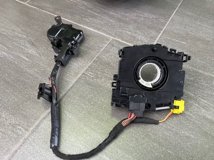 Volk Golf MK6 ก้านยกเลี้ยว รีโมท สไปรอน ม่านพับ แผ่นสไลด์  คอนโซลVOLK Scirocco Golf MK5 MK6 รูปที่ 12