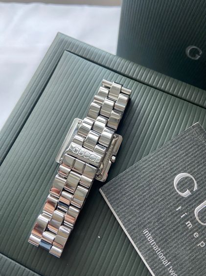 Gucci Gwatch lady หน้าปัทม์ดำ สภาพดี รูปที่ 4