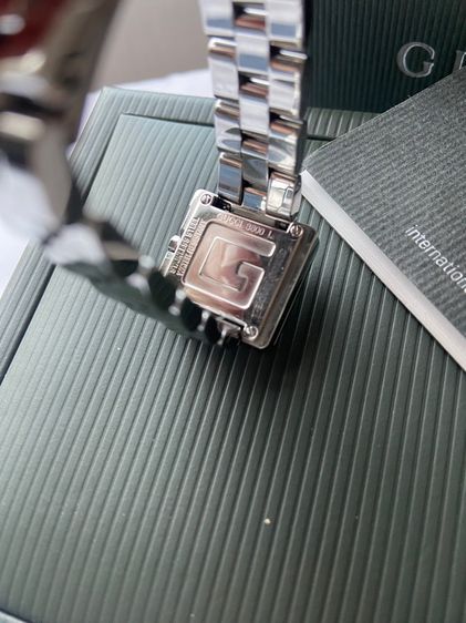 Gucci Gwatch lady หน้าปัทม์ดำ สภาพดี รูปที่ 5