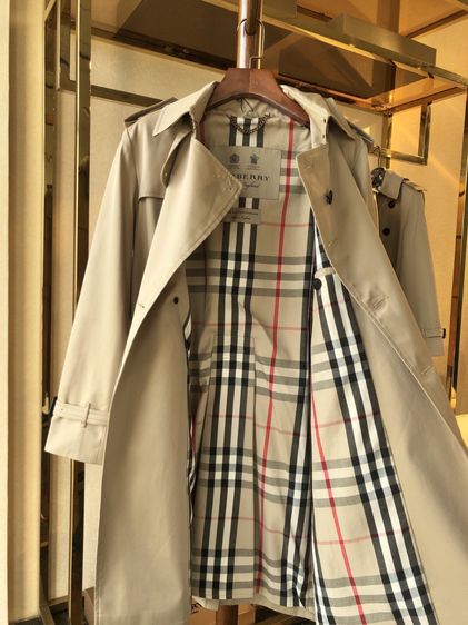 burberry heritage trench coat sandringham รูปที่ 5