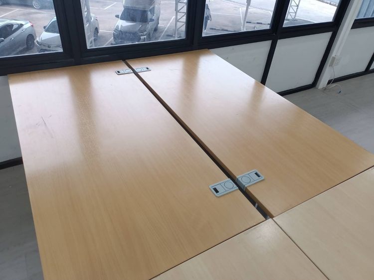 โต๊ะทำงาน ModernForm ขาเหล็กอย่างดี 2ขนาด สภาพสวย รูปที่ 3