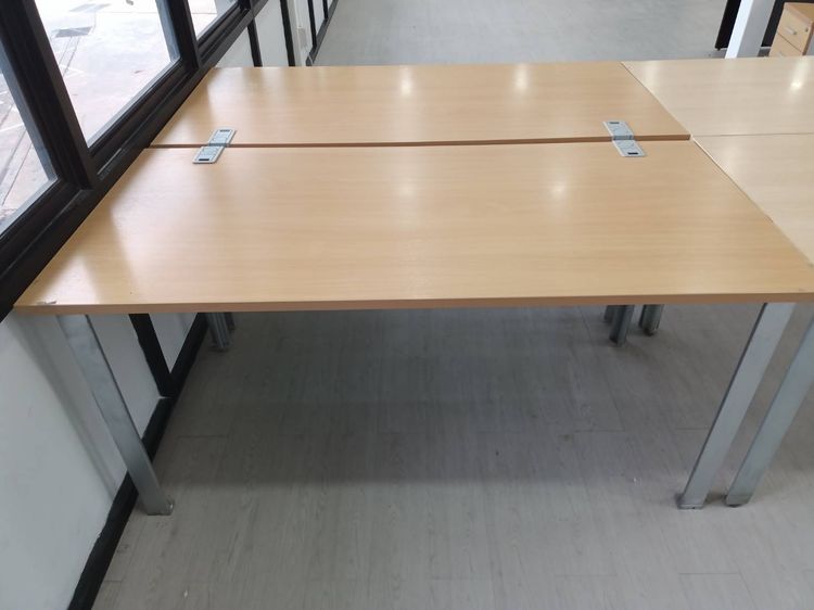 โต๊ะทำงาน ModernForm ขาเหล็กอย่างดี 2ขนาด สภาพสวย รูปที่ 4