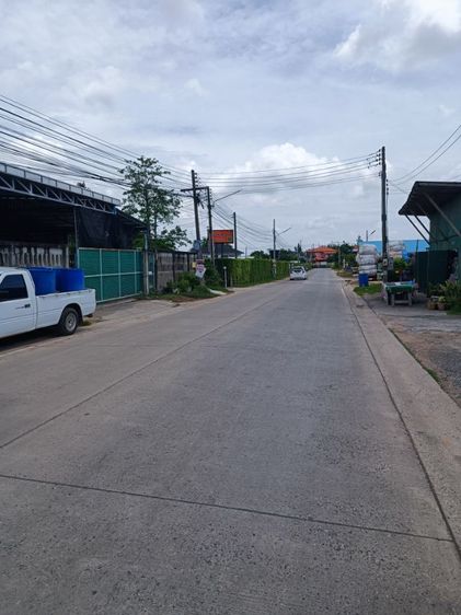 ขายกิจการรีสอร์ท 10ห้องพร้อม ออฟฟิต และอาคารซักล้าง อยู่ในเขตท่าเรือแหลมฉบังหลัง ม.เกษตรอ่าวอุดม รูปที่ 3