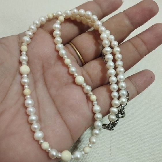 จิวเวอรี่ สร้อยคอและจี้ 🔖สร้อยคอมุกแท้ คั่นวัสดุธรรมชาติ แบรนด์ V de B งานนอก