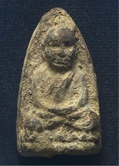 หลวงปู่ทวดปี 2497 พิมพ์ใหญ่หัวขีด ไหลจุดหรือพิมพ์ใหญ่ A เนื้อนิยม  สวยมากหน้าตาคมชัด สภาพเดิม ๆ         P 707 รูปที่ 3