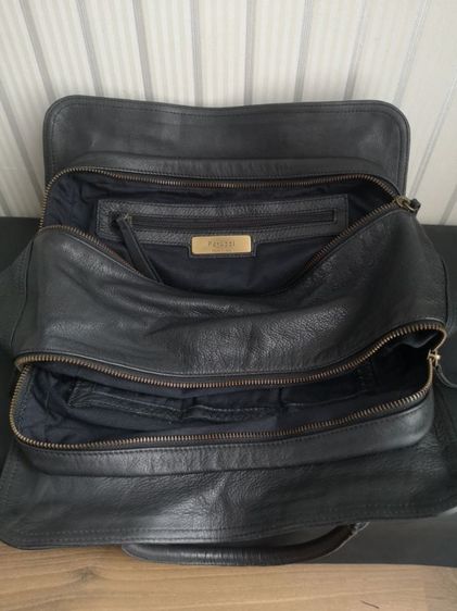 กระเป๋าผู้หญิง หนังแท้สีดำ Peruzzi ( Made in Italy )
 รูปที่ 3