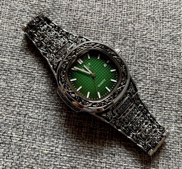 เขียว อื่นๆ Vintage Watch ตัวเรือนออกแบบลายพิเศษ สายสแตนเลส