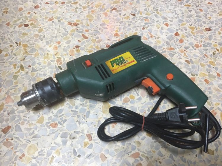 อุปกรณ์เครื่องมือช่าง สว่านไฟฟ้า กระแทกได้ปรับซ้ายขวาได้ปรับช้าเร็วได้ PRO tools 13mm พร้อมใช้งาน