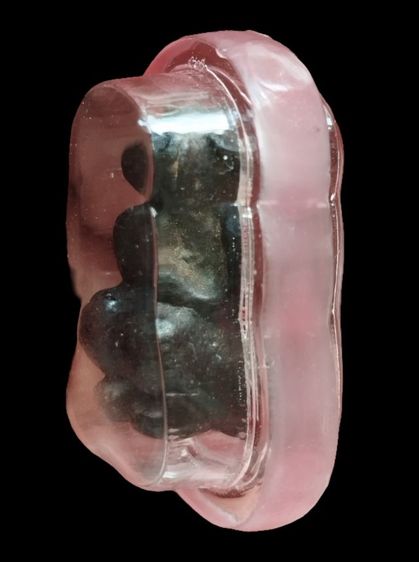 พระปิดตา หลวงพ่อทา วัดพะเนียงแตก พิมพ์นั่งยอง(เกลอเดี่ยว) เนื้อสำริด รูปที่ 4