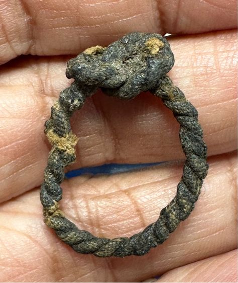 🙏พระผงของขวัญ วัดปากน้ำรุ่น4🙏แหวนพิรอดนิ้ว ลงรัก ล.พ.กวย 🙏พระสมเด็จคะแนนหลังสีวลี เนื้อผงน้ำมันล.พ.กวย องค์ละ 1000 รูปที่ 7