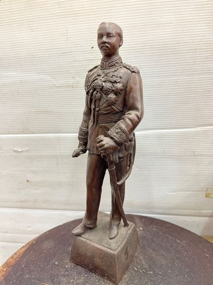 รูปปั้น ร.5 ทองเหลืองS4 รูปที่ 7