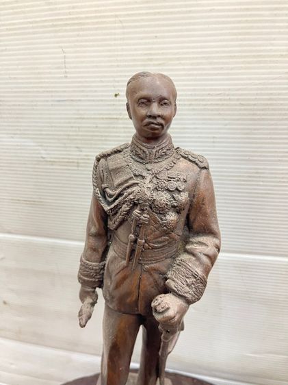 รูปปั้น ร.5 ทองเหลืองS4 รูปที่ 2