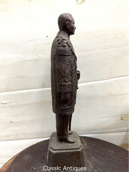 รูปปั้น ในหลวง ร.9 ทองเหลืองS9 รูปที่ 7