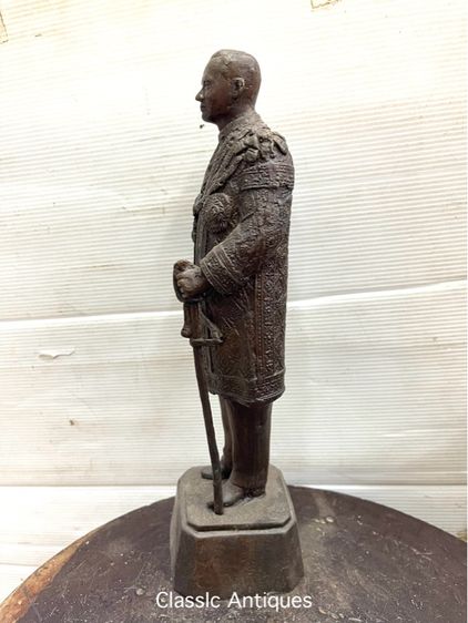 รูปปั้น ในหลวง ร.9 ทองเหลืองS9 รูปที่ 9