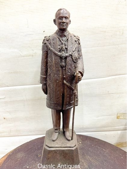 รูปปั้น ในหลวง ร.9 ทองเหลืองS9 รูปที่ 2