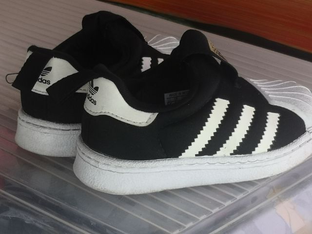 รองเท้าเด็กเล็ก Adidas รูปที่ 2