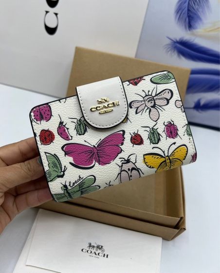 กระเป๋าสตางค์ Coach ใบสั้น  รูปที่ 12