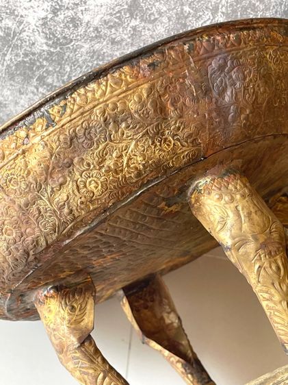 ถาด ล้างหน้า ขาสิงห์ พาน ทองเหลืองโบราณ เก่าสะสม รูปที่ 10