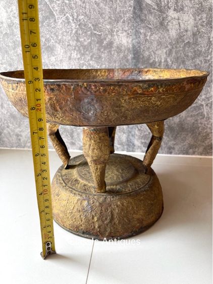 ถาด ล้างหน้า ขาสิงห์ พาน ทองเหลืองโบราณ เก่าสะสม รูปที่ 14