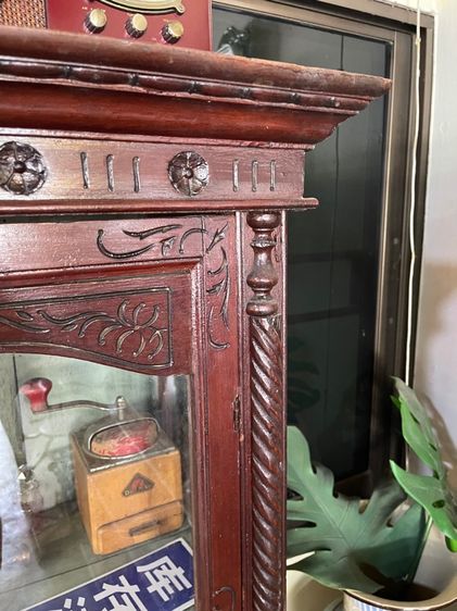 ตู้ไทย โปร่งข้าง หัวบัว เกลียวเชือกไม้สักโบราณ รูปที่ 5