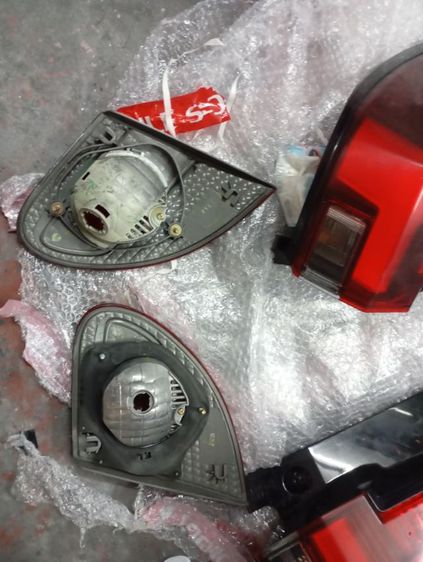 ไฟทับทิมฝาท้าย อัลติส03-06 รูปที่ 3