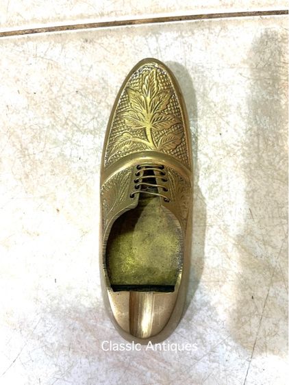 ที่เขี่ย ทรงรองเท้าทองเหลือง เก่าสะสม รูปที่ 3