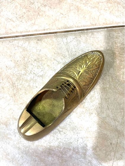 ที่เขี่ย ทรงรองเท้าทองเหลือง เก่าสะสม