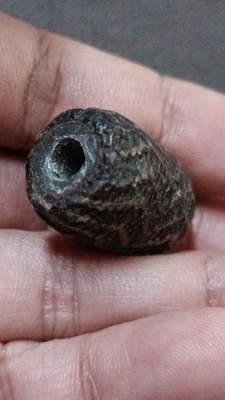 ตะกรุดพิสมร ถักเชือกลงรัก เก่าไม่ทราบที่ รูปที่ 4