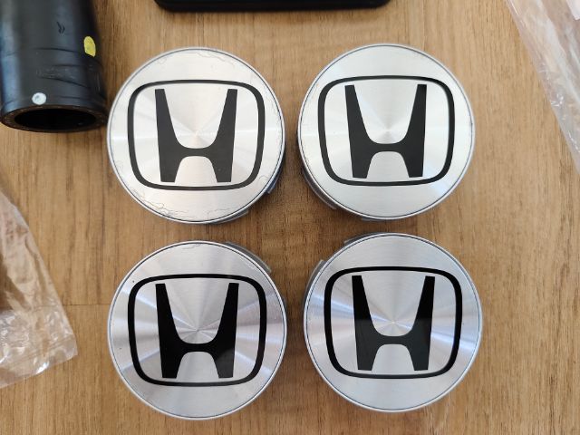 อะไหล่ Honda FREED ปี 2013 มือ2 สภาพใหม่ๆ ฝาล้อแท้ตรงรุ่น เสาอากาศบนหลังคา ยางแป้นเบรค โลโก้ฮอนด้าที่กระจังหน้า ท่อยางหม้อน้ำทุกเส้น รูปที่ 2