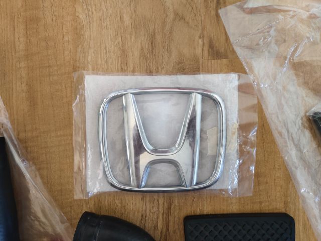 อะไหล่ Honda FREED ปี 2013 มือ2 สภาพใหม่ๆ ฝาล้อแท้ตรงรุ่น เสาอากาศบนหลังคา ยางแป้นเบรค โลโก้ฮอนด้าที่กระจังหน้า ท่อยางหม้อน้ำทุกเส้น รูปที่ 8