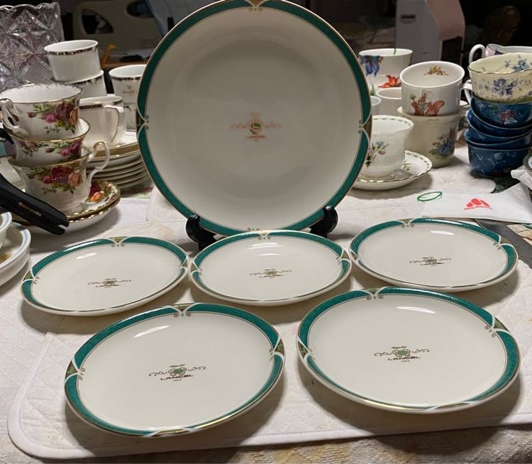 ชุดจาน 6ใบLancel Paris 