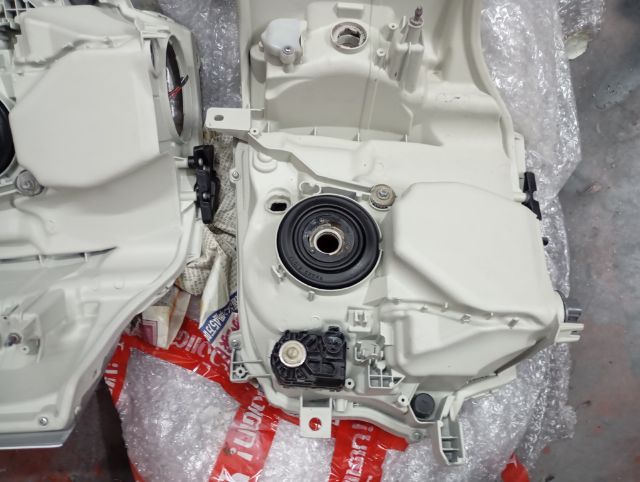 ไฟหน้า  LED  ซีนอล    LED. คอมมูเตอร์ รูปที่ 3