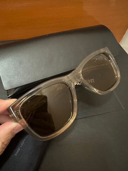 แว่นกันแดด Saint Laurent YSL รูปที่ 6