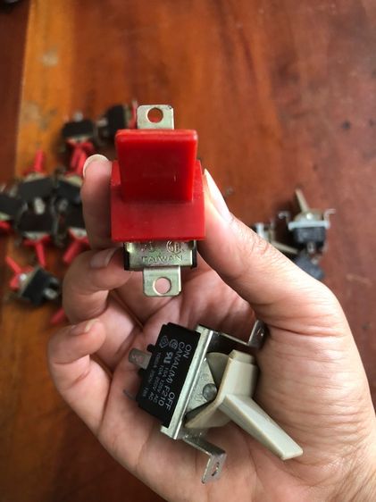 สวิสไฟ OFF ON รูปที่ 2