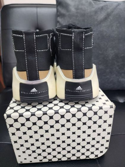 รองเท้า adidas รูปที่ 3