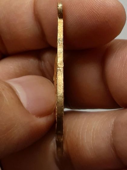 เหรียญหลวงพ่ออินทร์ วัดโบสถ์ กะไหล่ทอง รูปที่ 3