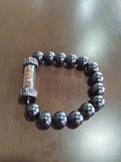 สร้อยข้อมือ หินมงคลมาพร้อมตะกรุด(สภาพเดิมๆ จากวัด) หลวงปู่ศิลา มียันต์ ของแท้ สภาพสวยมาก รูปที่ 2