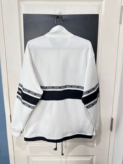 เสื้อวอร์มสีขาว แบรนด์ Reebok รูปที่ 2