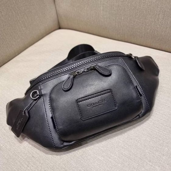 กระเป๋าคาดอก Coach รูปที่ 2