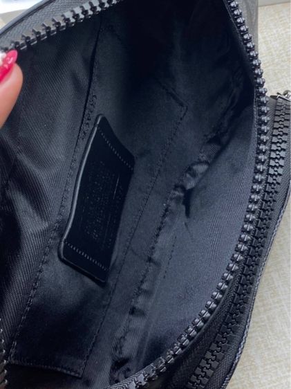 กระเป๋าคาดอก Coach รูปที่ 11