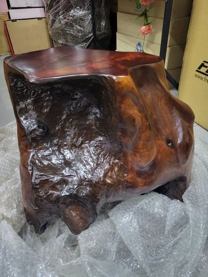 ชุดโต๊ะไม้มะค่า แกะสลักสวยงาม รูปที่ 2